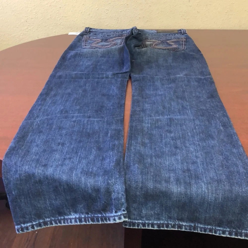 W32/L43 NWT Union Vintage Look/Distressed Denim Jeans, Thick Stitch Embroidered - Picture 4 of 8
